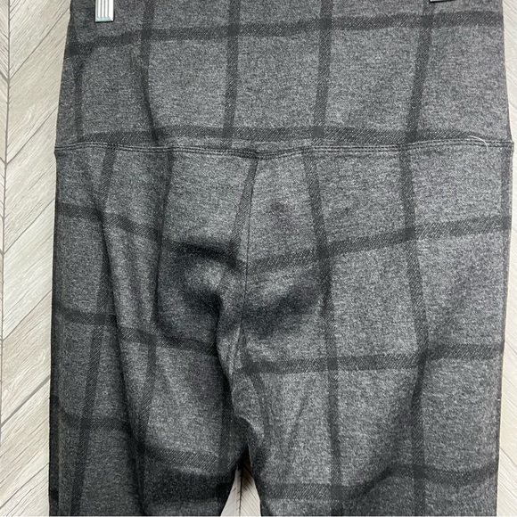 LYSSE Plaid Black and Gray Leggings - size Medium - Picture 3 of 6